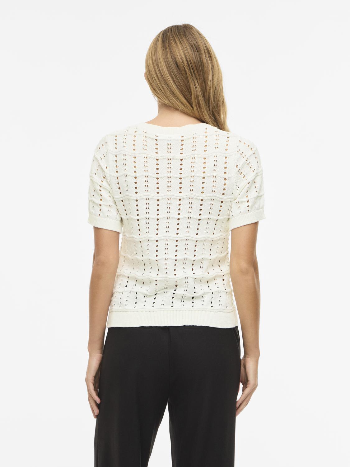 model_shot-back